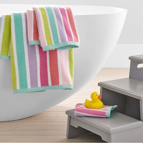 Pottery Barn Kids Bath Pottery Barn Kids Multi Strip Towel Set